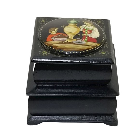 Russian Black Lacquer Double Compartment Trinket Box Hand-Painted Folk-Art Scene - Picture 7 of 11